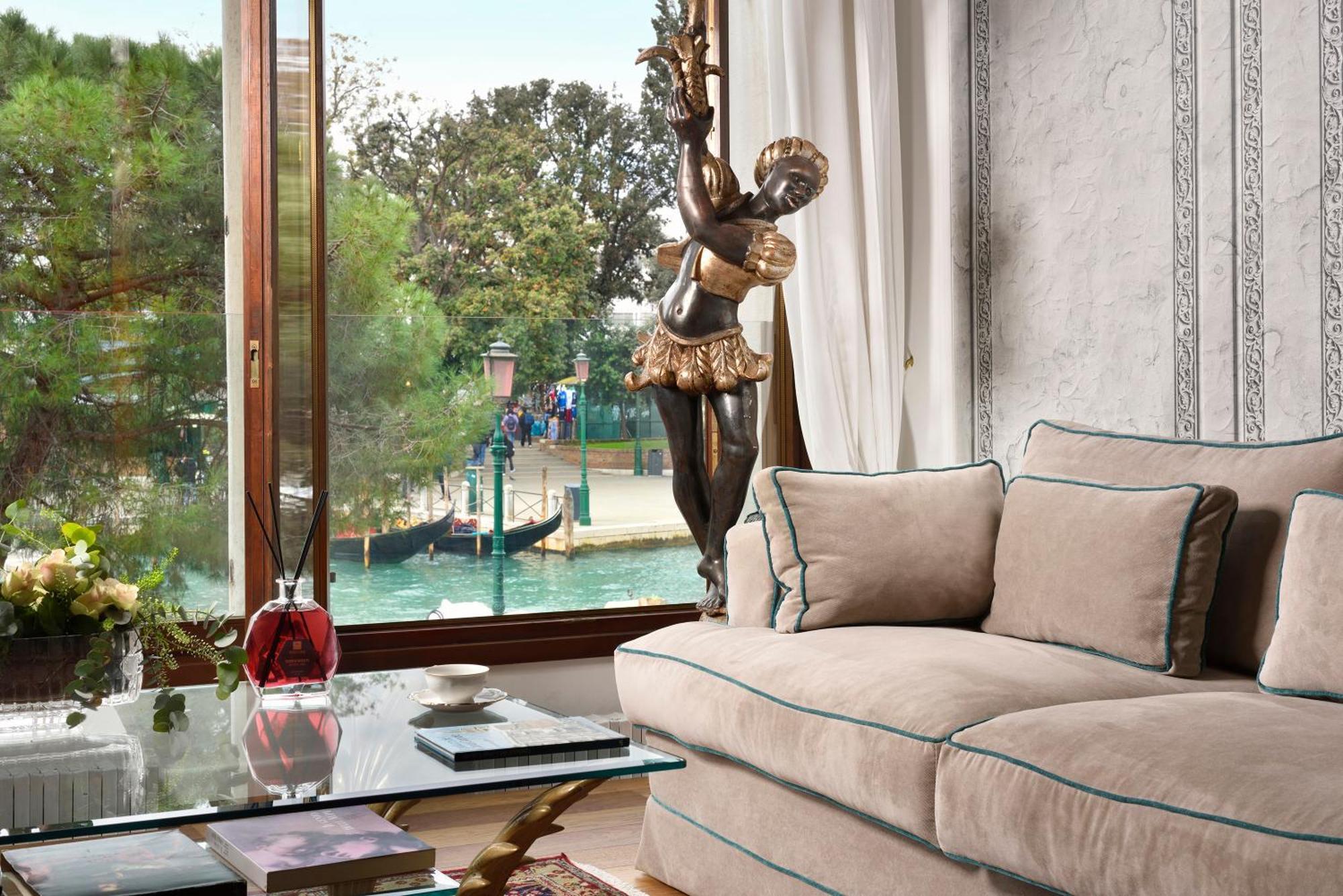 Swan Dolcevita Prestige Stay - Canal View & Exclusive Experience เวนิส ภายนอก รูปภาพ
